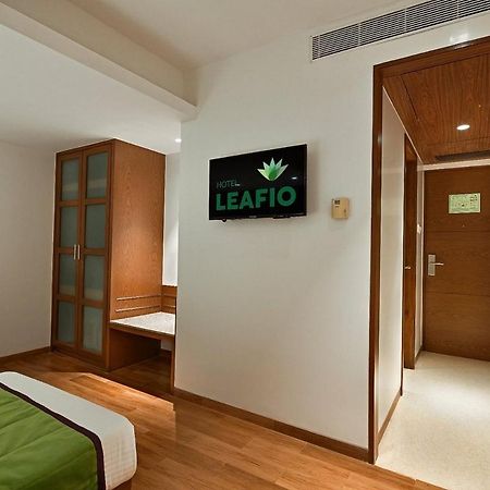 Hotel Leafio Marigold-Near Airport Mumbai Exterior photo